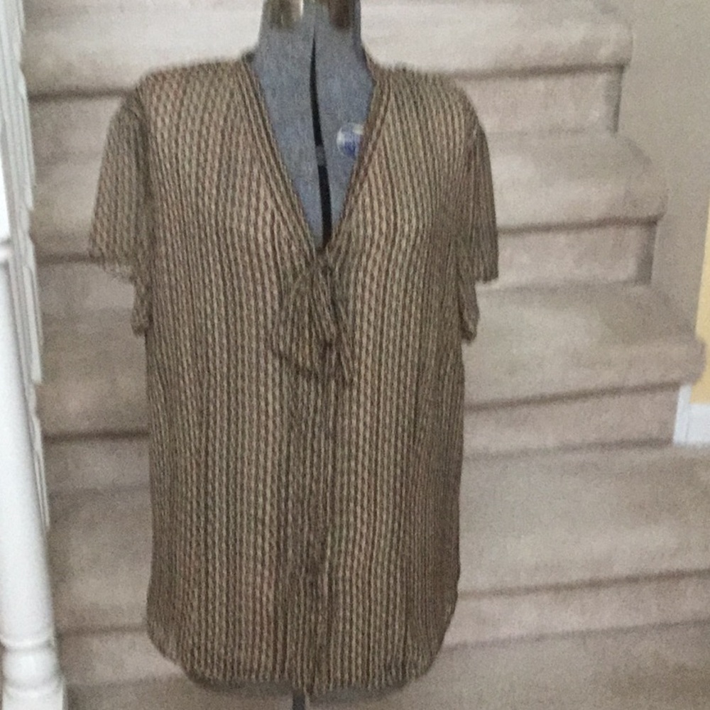 Tie front blouse. Jones New York